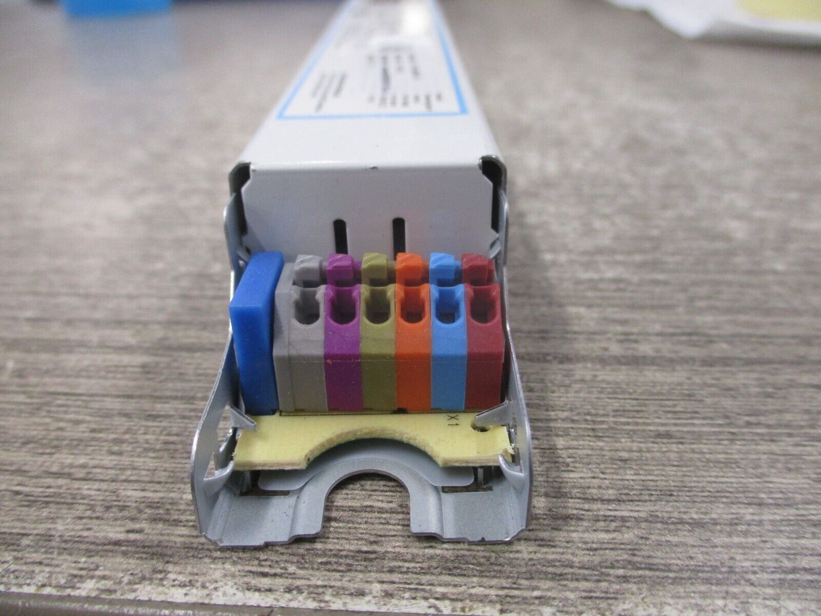 Advance Xitanium LED Drive XI075C200V054BST1 FW 2.0 Input: 120-277V