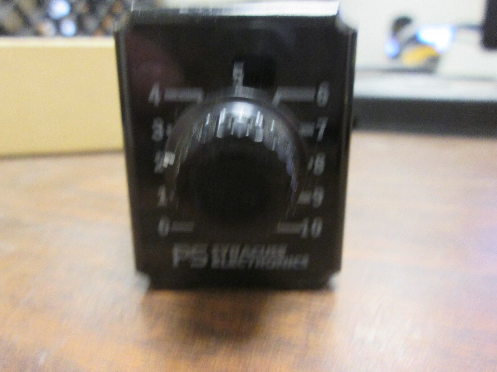 Syracuse Time Delay Relay TNR-00311 Time: 60 sec 115VAC New Surplus