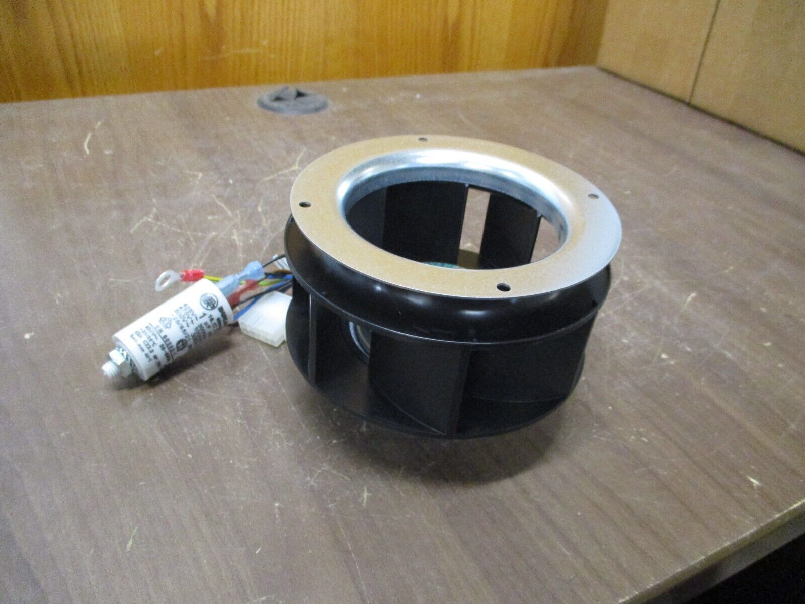 ebmpapst Centrifugal Fan R2E133-BH66-43 230V 50/60Hz New Surplus