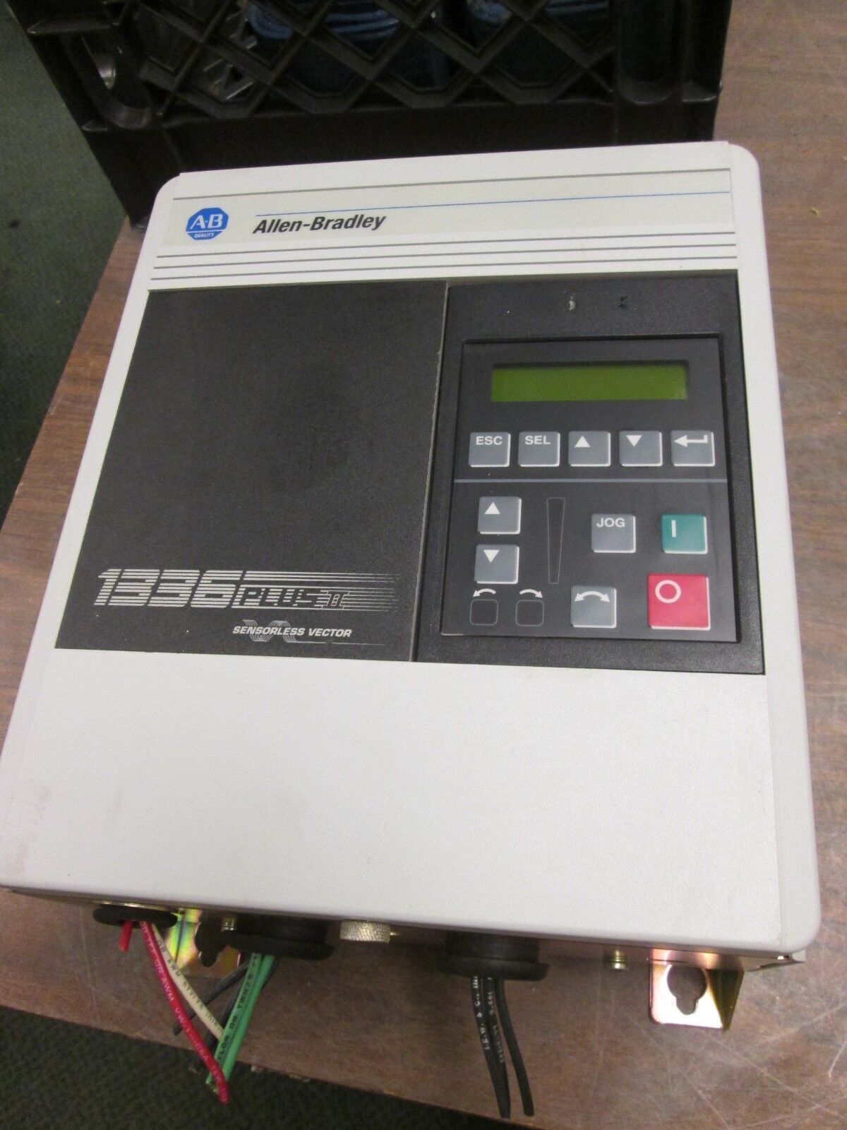 Allen-Bradley 1336 Plus II AC Drive w/ L6 Board 1336S-BRF07-AE-DE4 0.75HP Used
