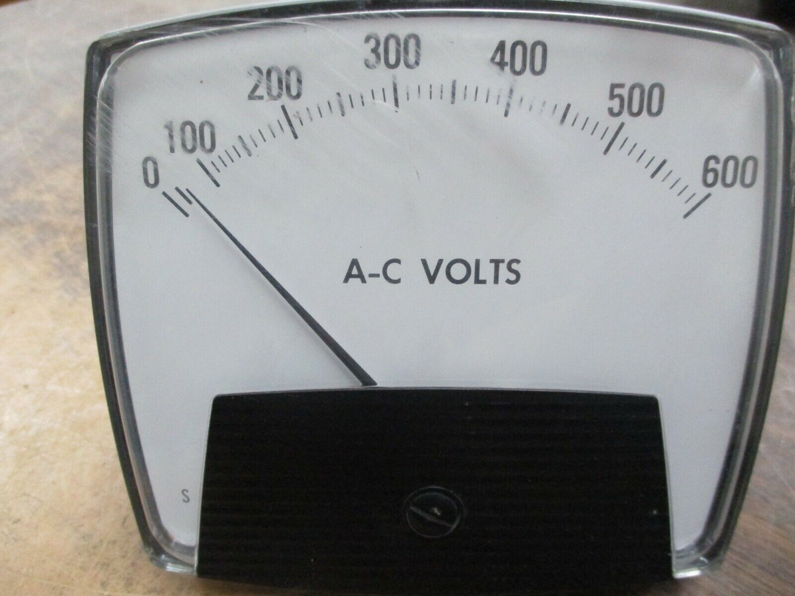 GE AC Voltmeter 250444SJSJ7JGS/UL Range: 0-600V Used