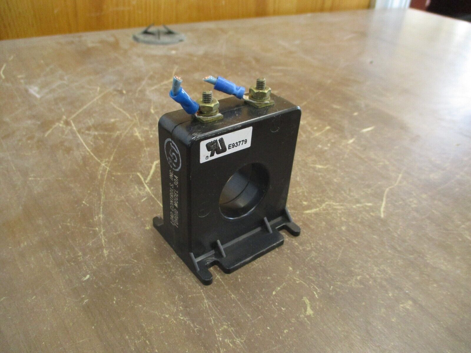 Load Controls Toroid Transformer Model 30A Used