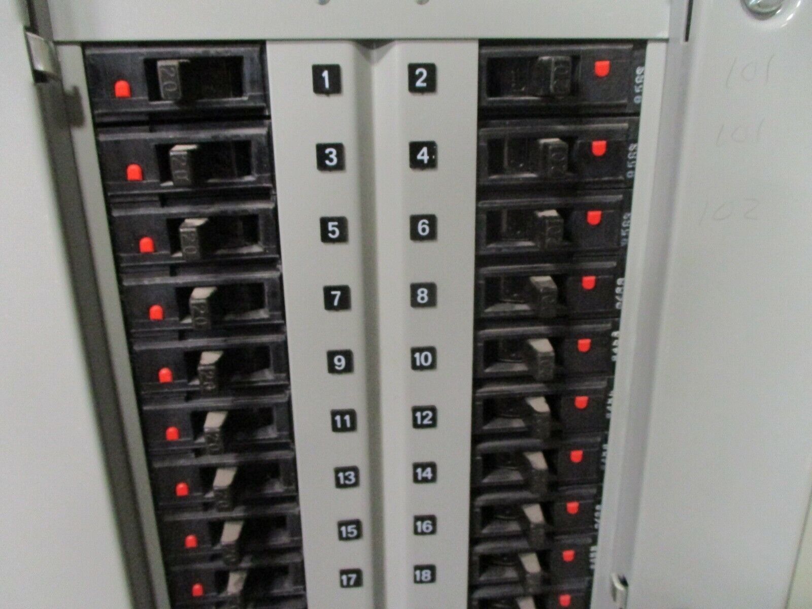 ITE Main Lug Breaker Panel CDP-7 225A Max 480Y/277 3Ph 4W Used