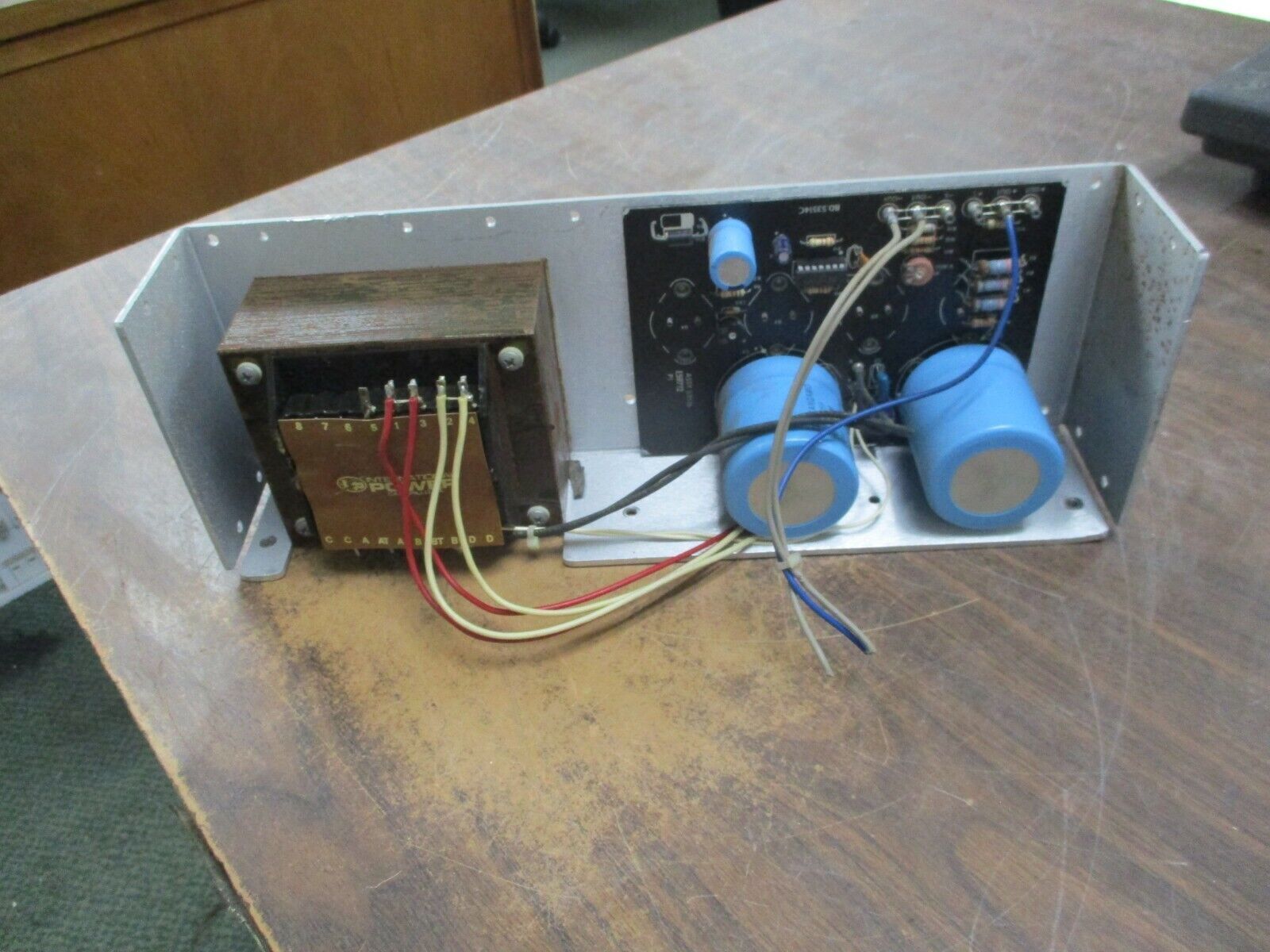 International Power Power Supply IHE24-7.2 Used