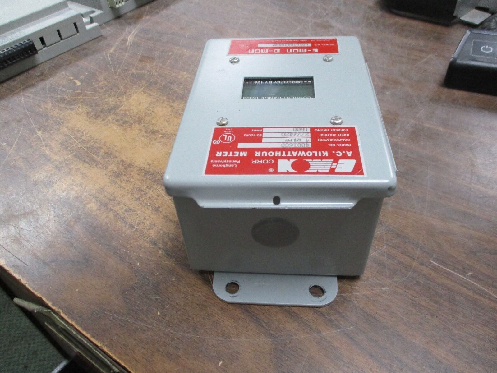 E-Mon KWH Meter 4801600 277/480V 1600A 50-400Hz 4W *Missing Cover Clamp* Used
