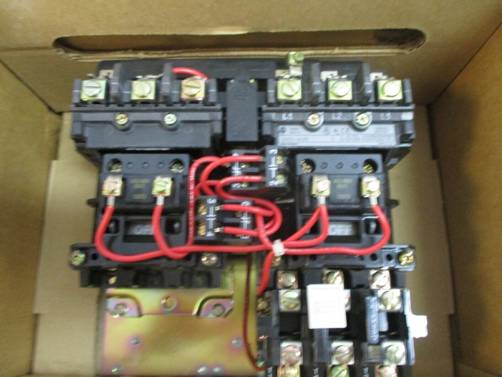 Allen-Bradley Size 0 Reversing Starter 505-AOB Ser. C 460-480V Coil New Surplus