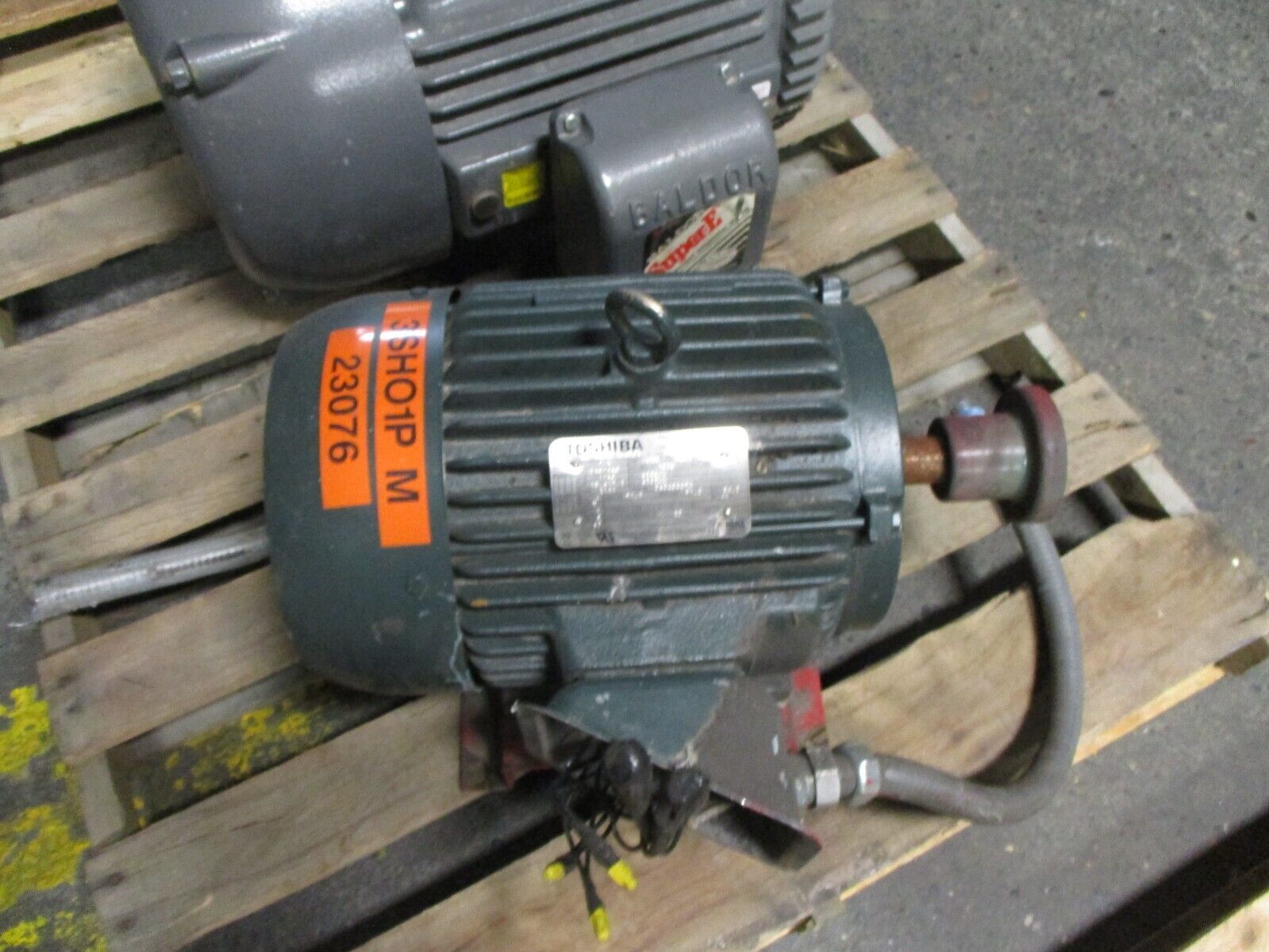 Toshiba Induction Motor BY754FLF2USH04 7.5HP 230/460V 18.6/9.3A 1800RPM 60Hz