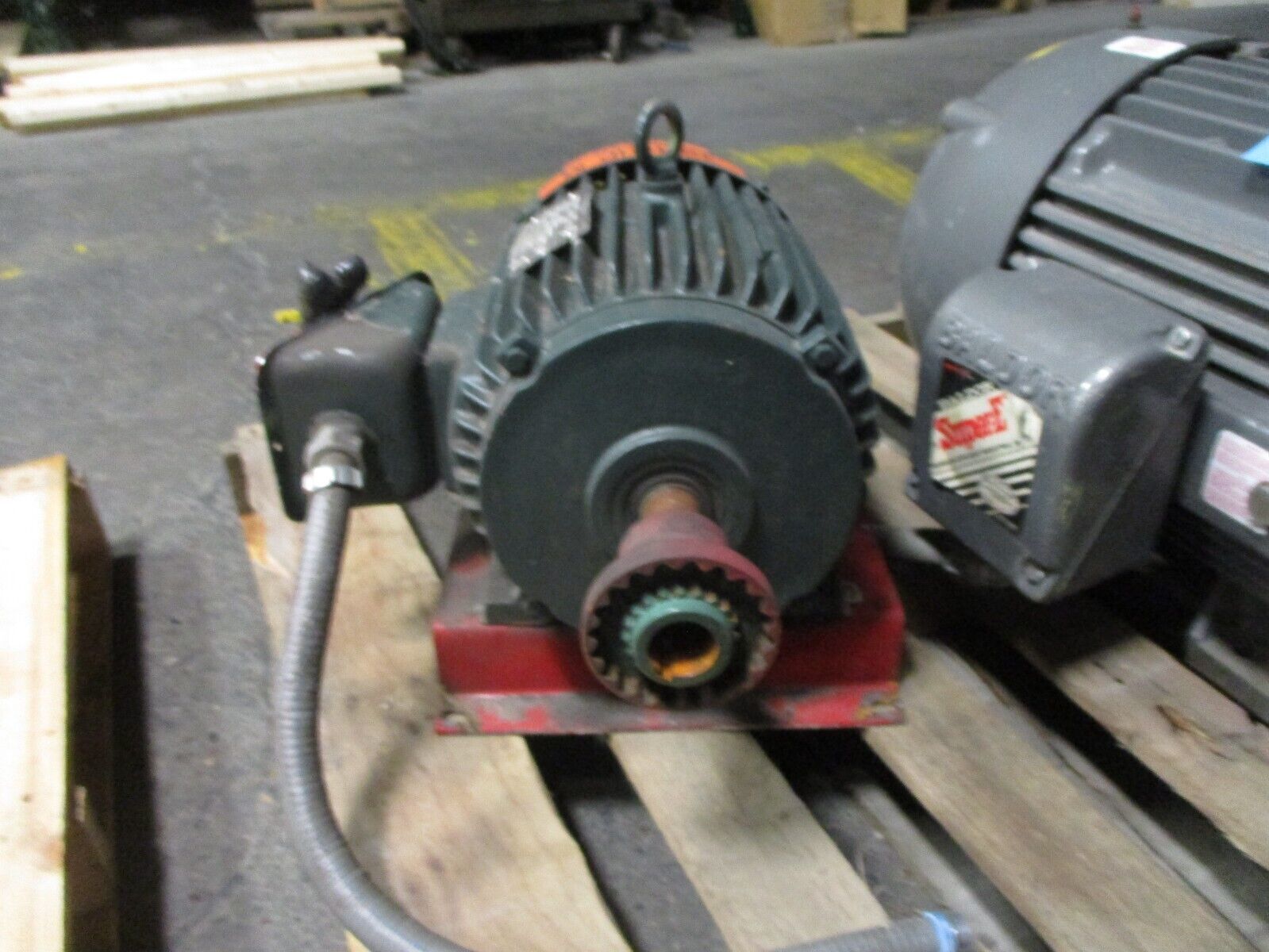 Toshiba Induction Motor BY754FLF2USH04 7.5HP 230/460V 18.6/9.3A 1800RPM 60Hz