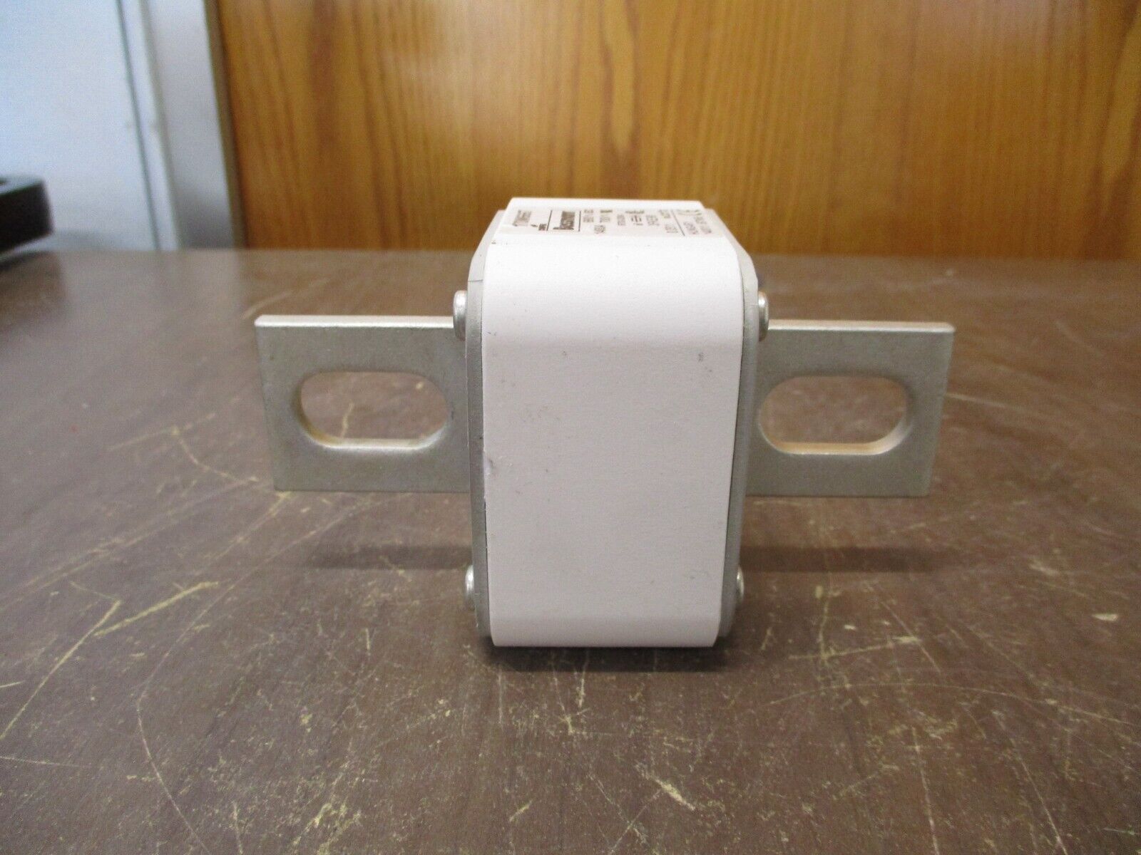 Cooper Bussmann Fuse 170M6667 1400A 690V New Surplus