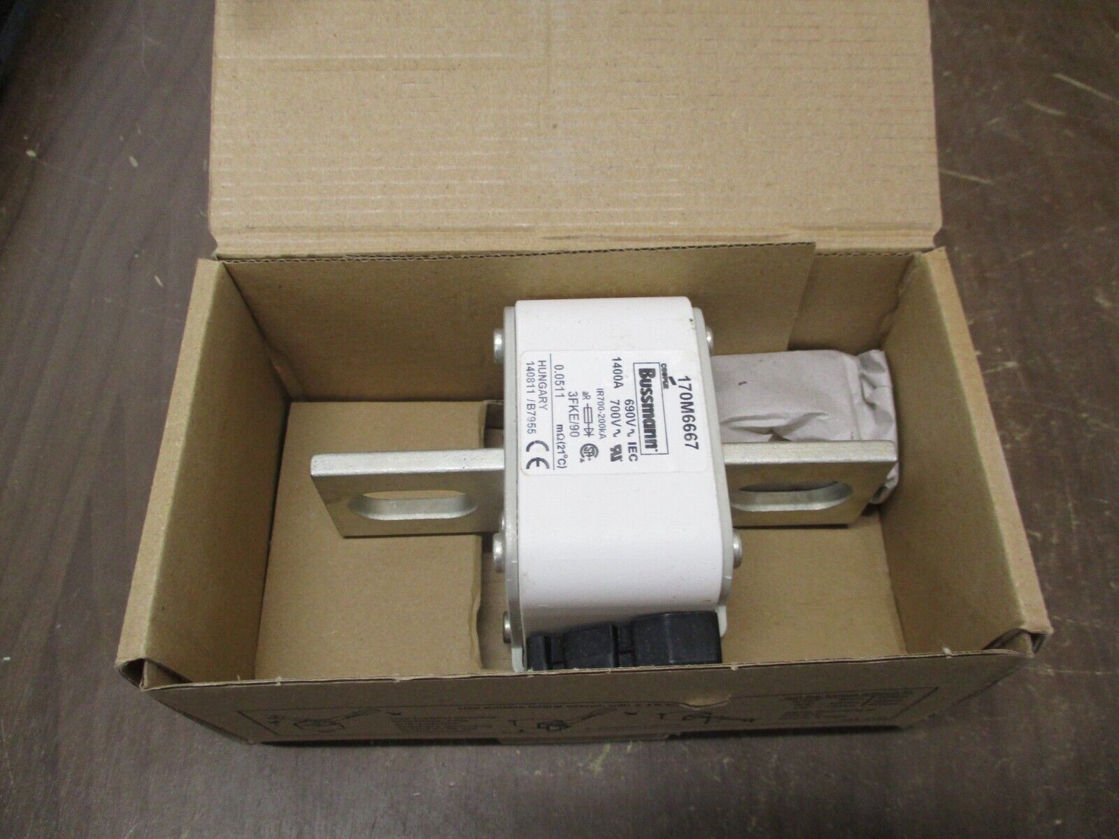 Cooper Bussmann Fuse 170M6667 1400A 690V New Surplus