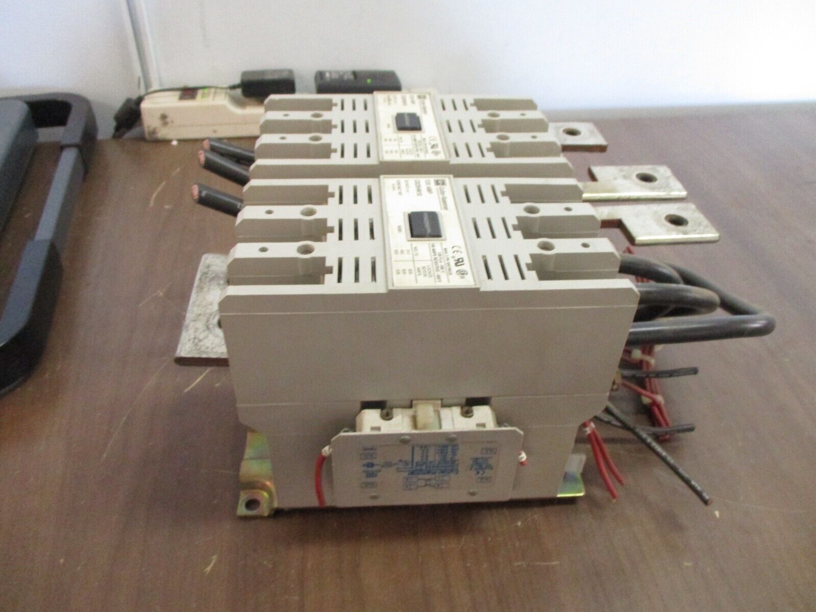 Cutler-Hammer Reversing Contactor C825HN10 Ser. A1 120V Coil 120A 600V Used