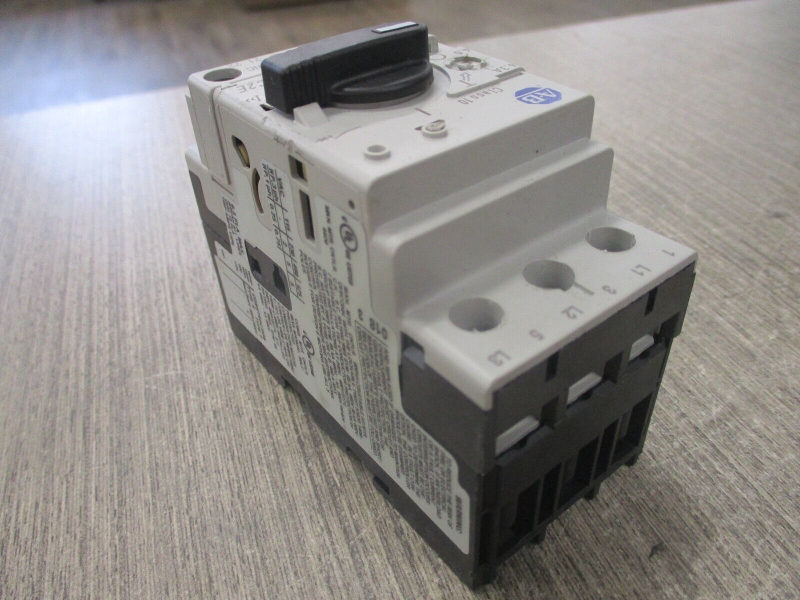 Allen-Bradley Manual Motor Protector 140M-C2E-B63 Ser. C Trip: 4.0-6.3A