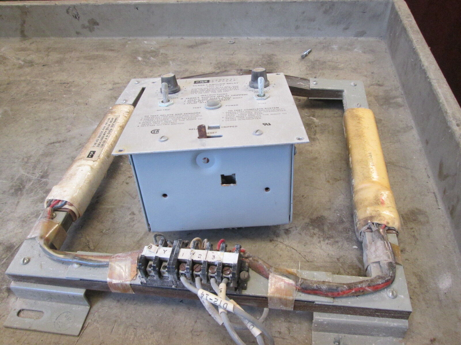 FPE Ground Fault Relay & Sensor GLR-T 50kA 600VAC Type RZ sensor Used