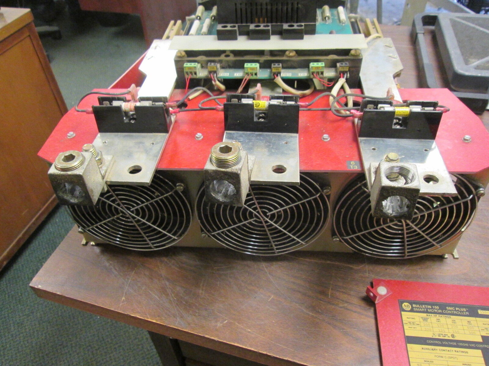 Allen-Bradley SMC Plus Smart Motor Controller 150-A500NBD 120/240V Control 400HP