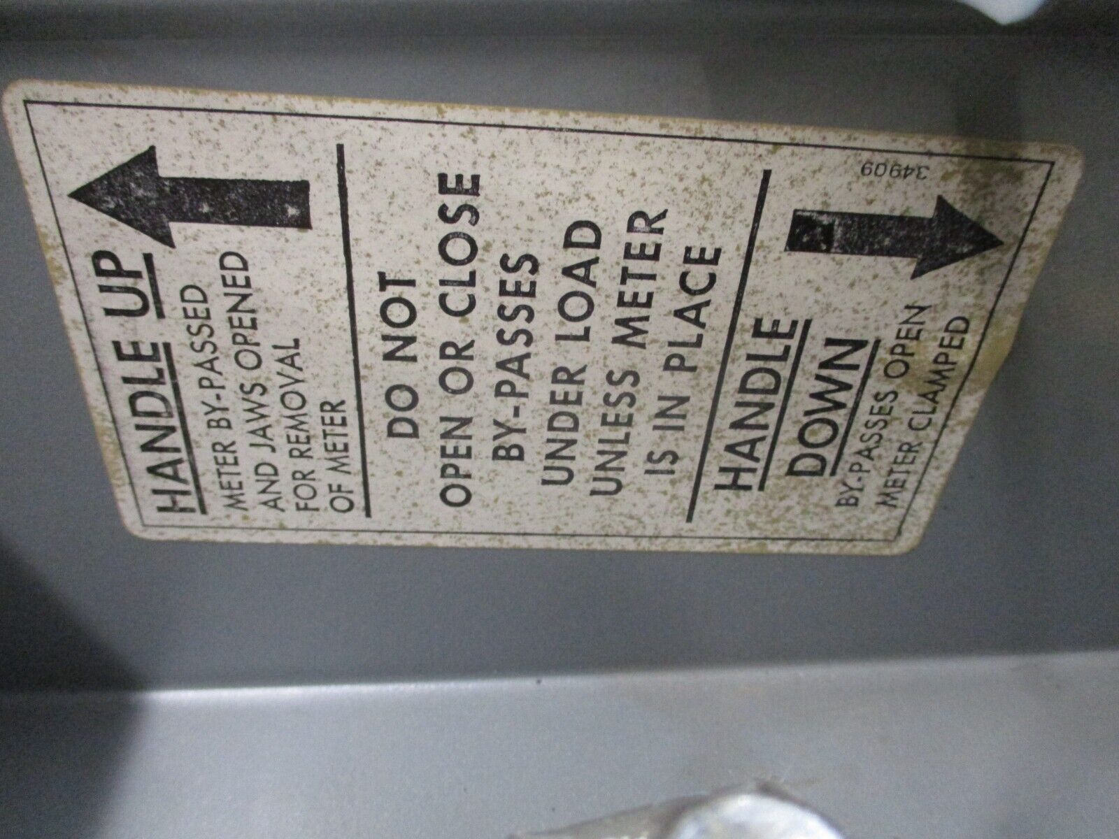 Duncan Meter Socket 40037 02 200A 600V Used