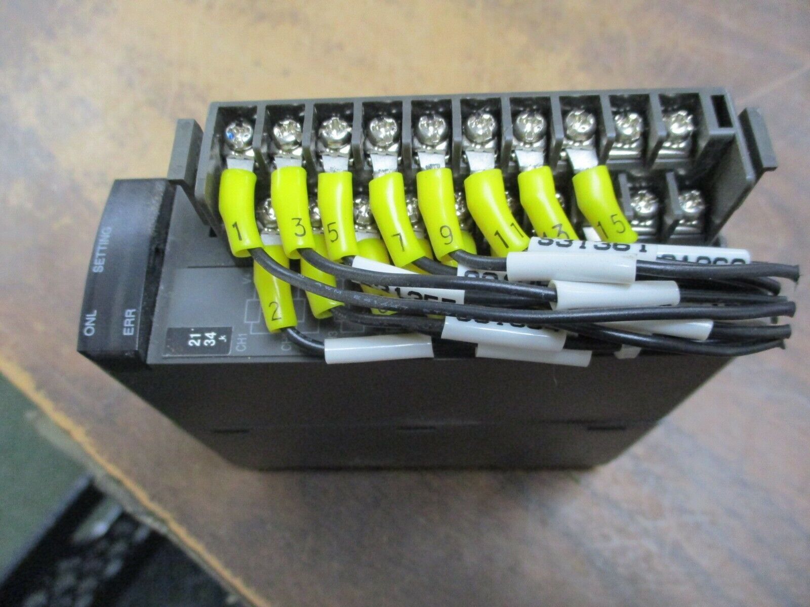 Fuji Electric Analog Output Module NP1AYH8V-MR 8-Channel Resolution: 14Bits Used