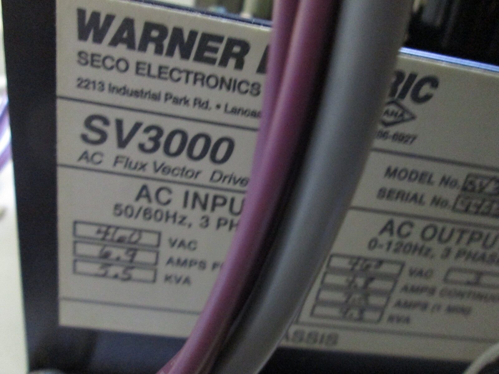 SECO SV3000 AC Drive 4.3KVA Red Lion Controls IMD1 Nema 1 Enclosure Used