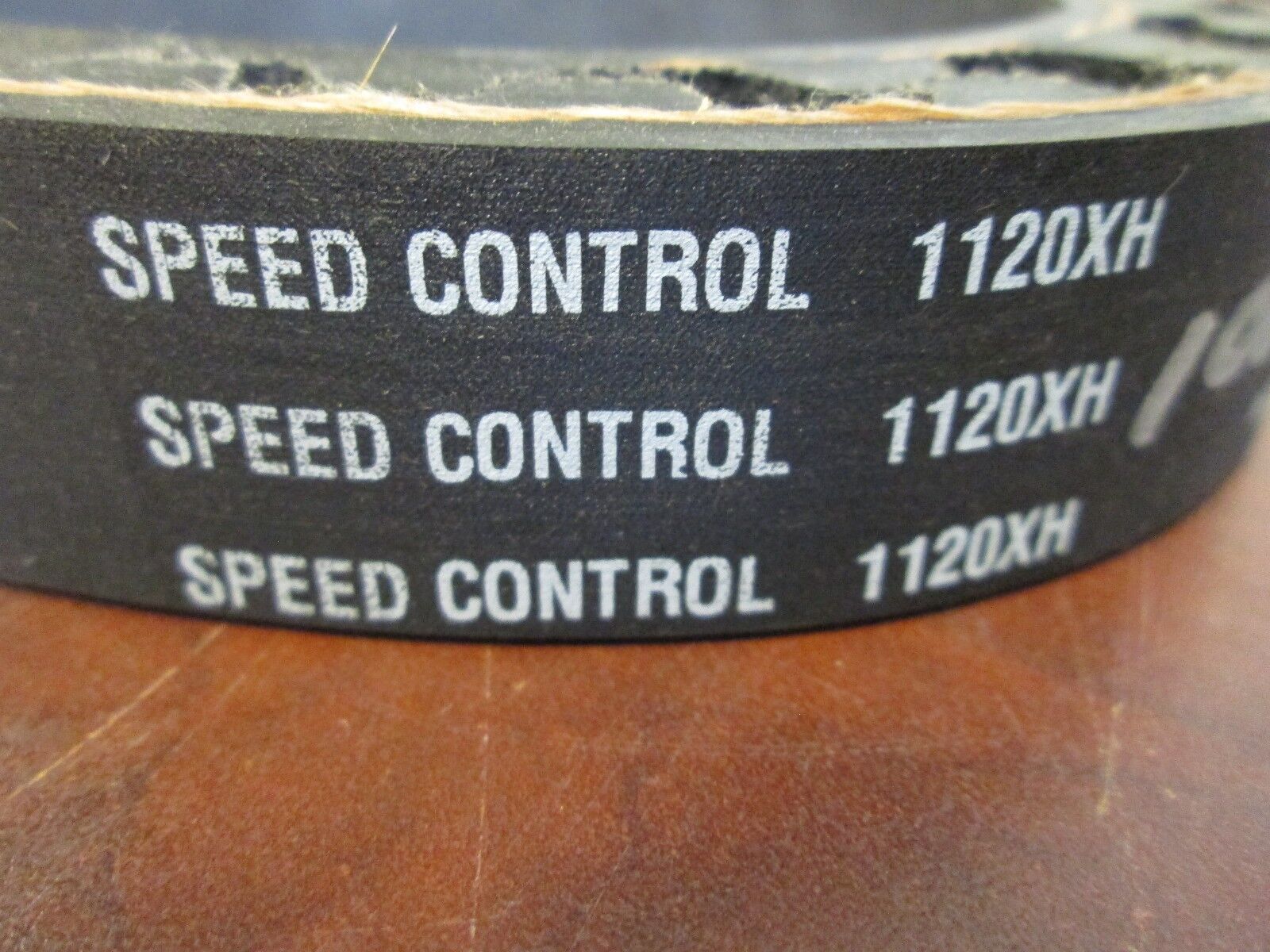 Speed Control Timing Belt 1120XH New Surplus