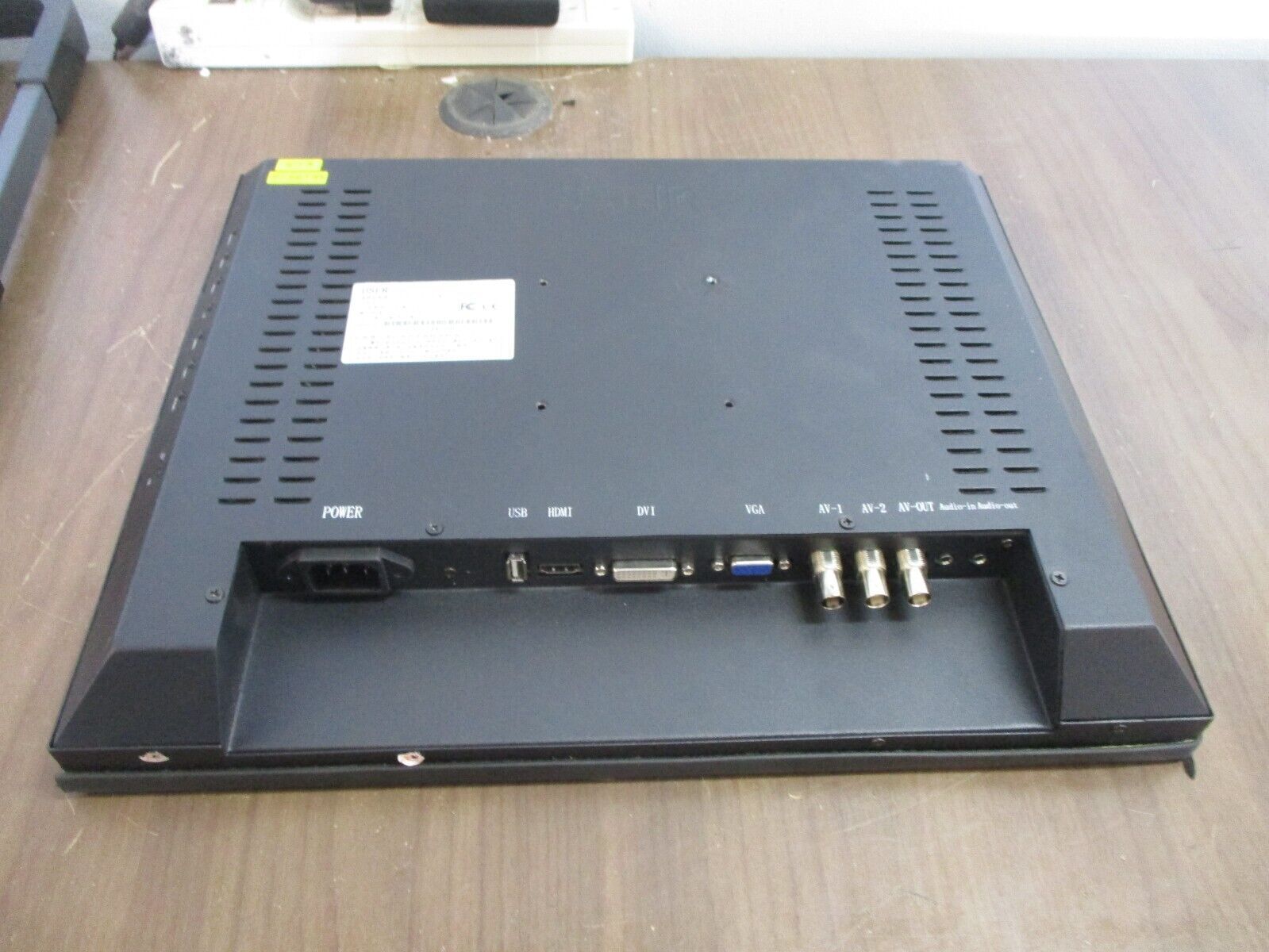User CCTV LCD Monitor US-M1901P 19" 100-240VAC *No Power Cord* Used