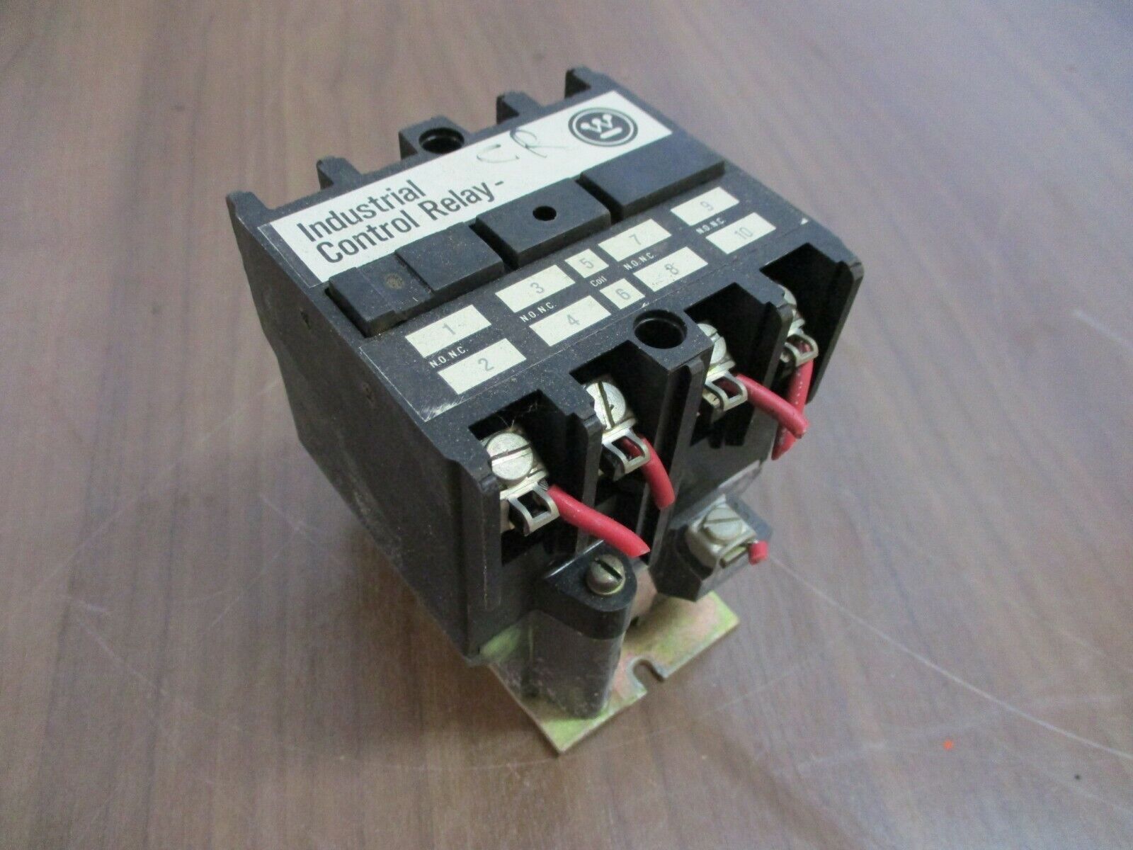 Westinghouse, Control Relay, Part#:AR/ARB4A, 120V coil, 10A, 600V, used
