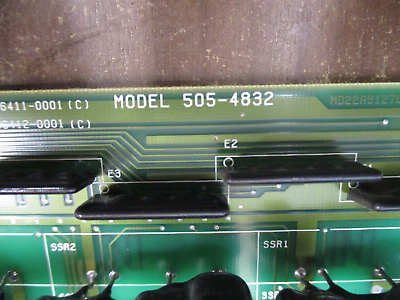 Siemens Output Module 505-4832 110-220VAC Used