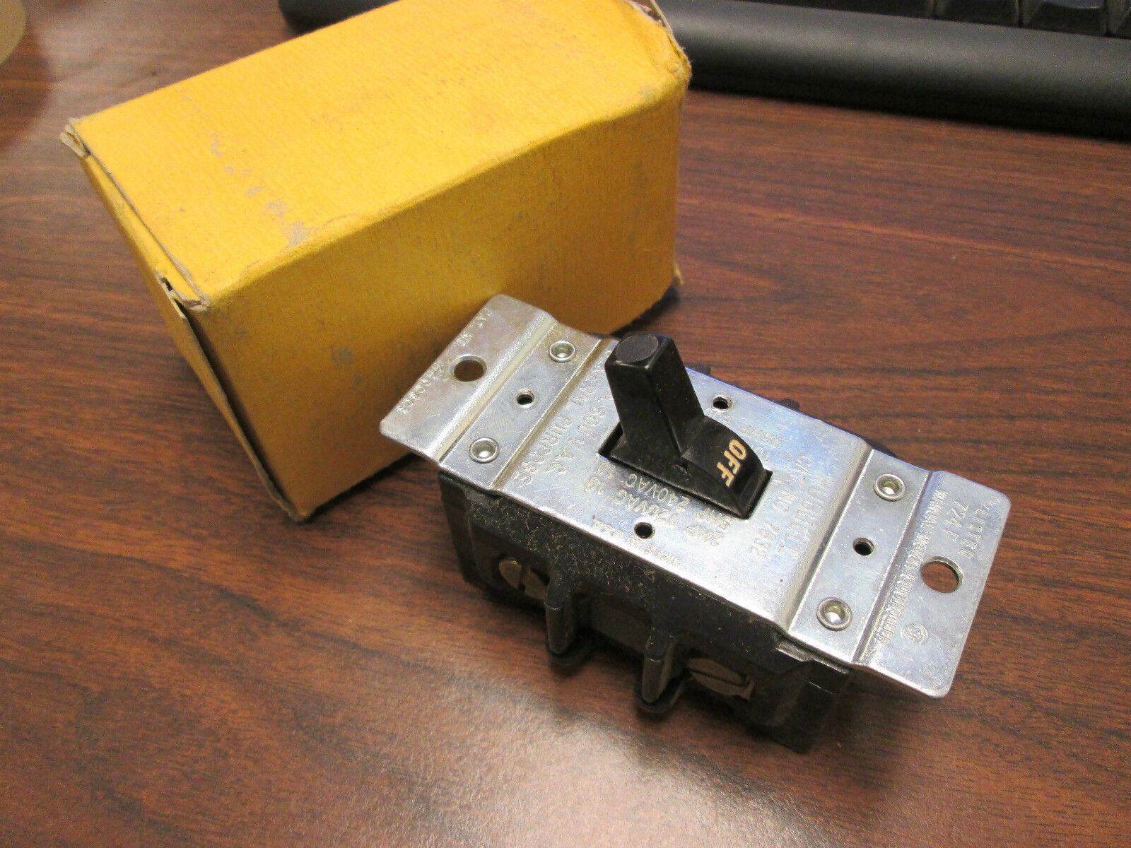 Hubbell Switch 7832 30A 600V New Surplus