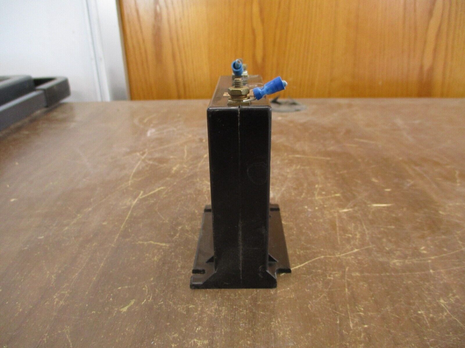 Westinghouse Current Transformer 6262A46H10 Ratio 100:5A 600V 50-400Hz 10KV BIL