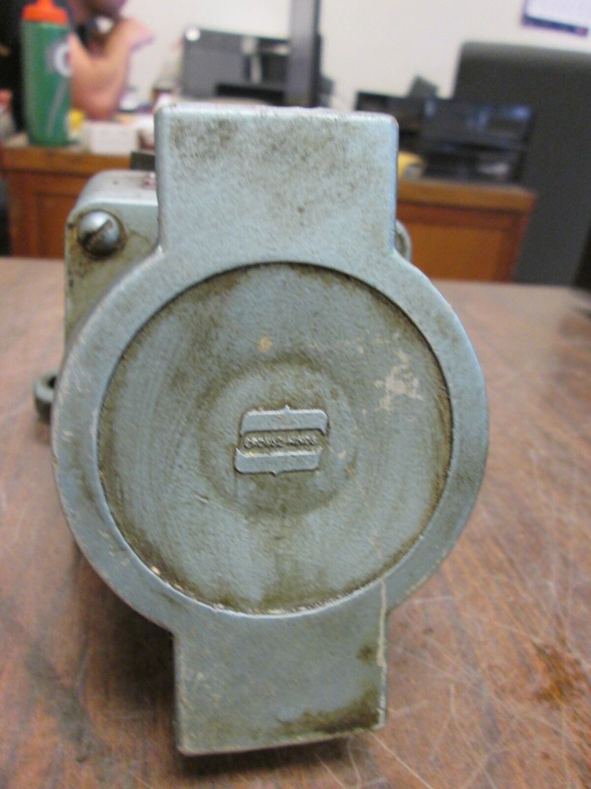 Crouse-Hinds Receptacle w/ Base 30A 460V 3Ph 60Hz Used