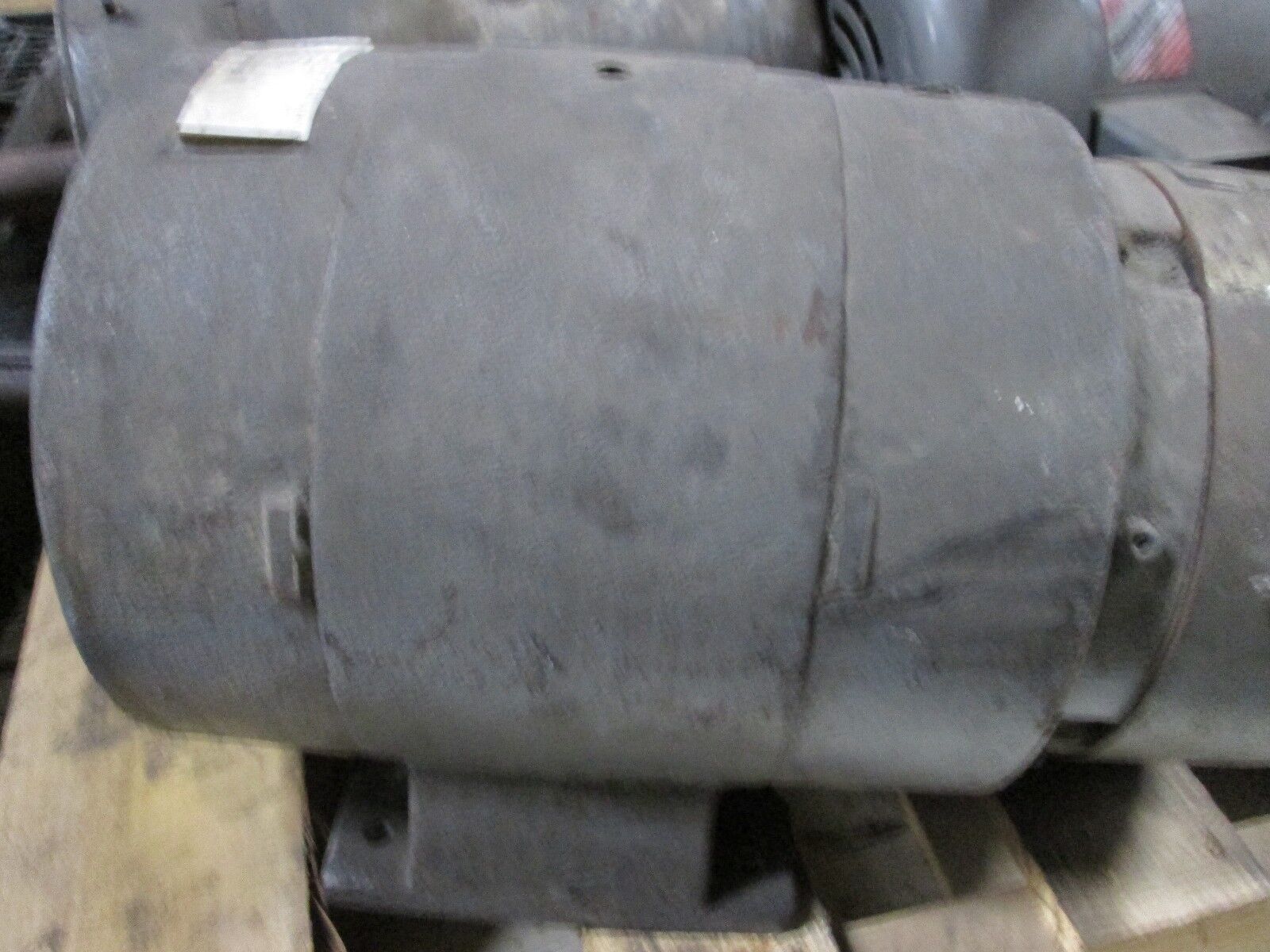 GE Motor 5KS213SN900 1-.5HP 460V 1.8-2.2A 1165-580RPM 60Hz 3Ph Used