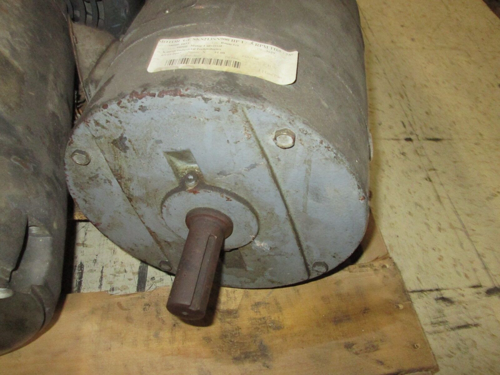 GE Motor 5KS213SN900 1-.5HP 460V 1.8-2.2A 1165-580RPM 60Hz 3Ph Used