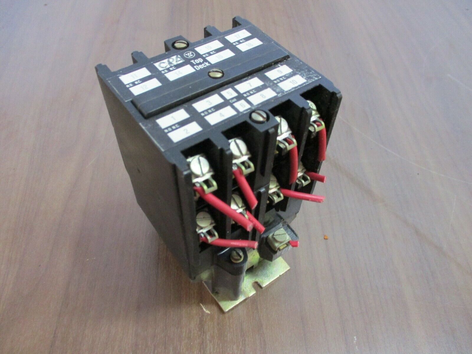 Westinghouse, Control Relay w/ 4 Pole Adder, Part#: AR/ARB4A 120V Coil, 10A Used