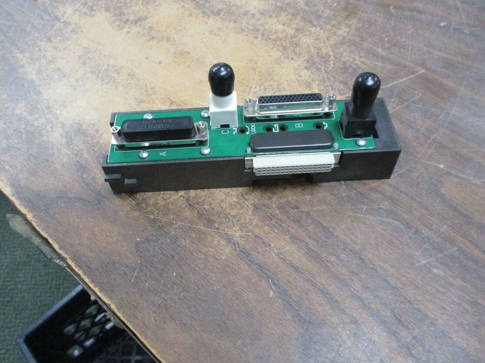 Emerson KJ4001X1-NA1 Dual Right Extender 12P3373X012 Rev. C Used