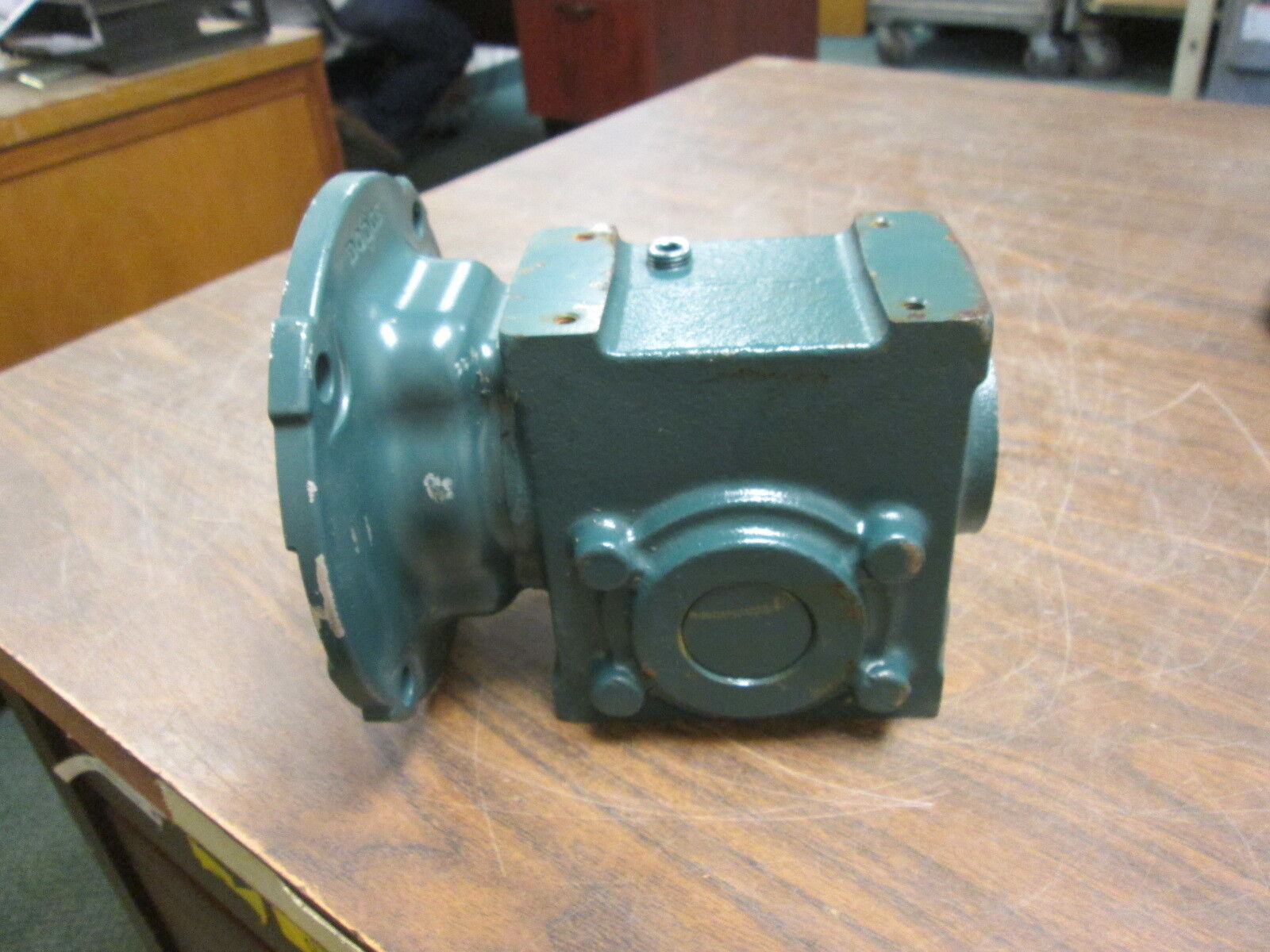 Dodge Tigear 2 Reducer 15Q15L56 Ratio 15:1 0.86HP In 392 In/Lb Torque Out Used