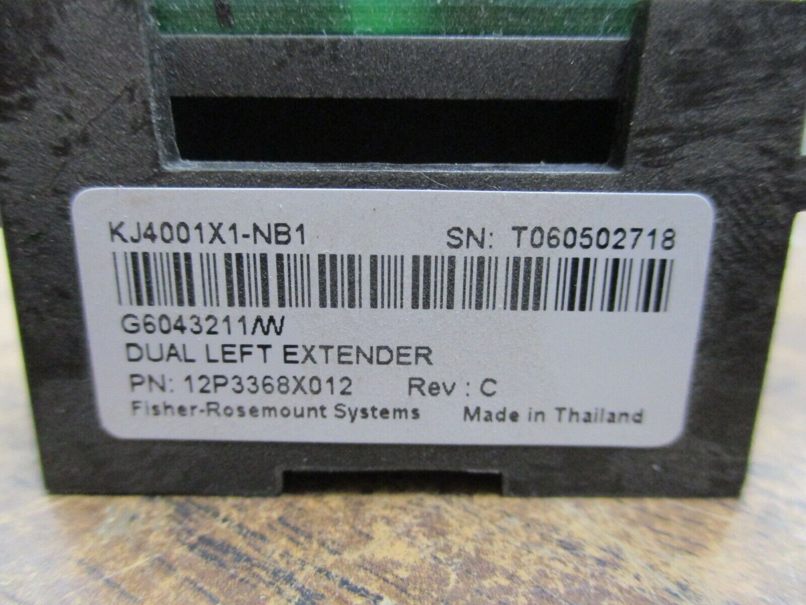 Emerson KJ4001X1-NB1 Dual Left Extender 12P3368X012 Rev. C Used