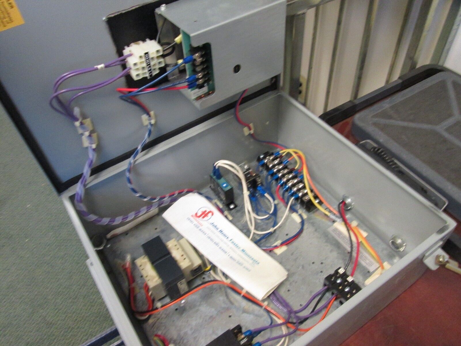 Dri-Steem/Solitech Humidifier Controller CRU-2-DI 101-M1-240-040-C 240V 1Ph Used