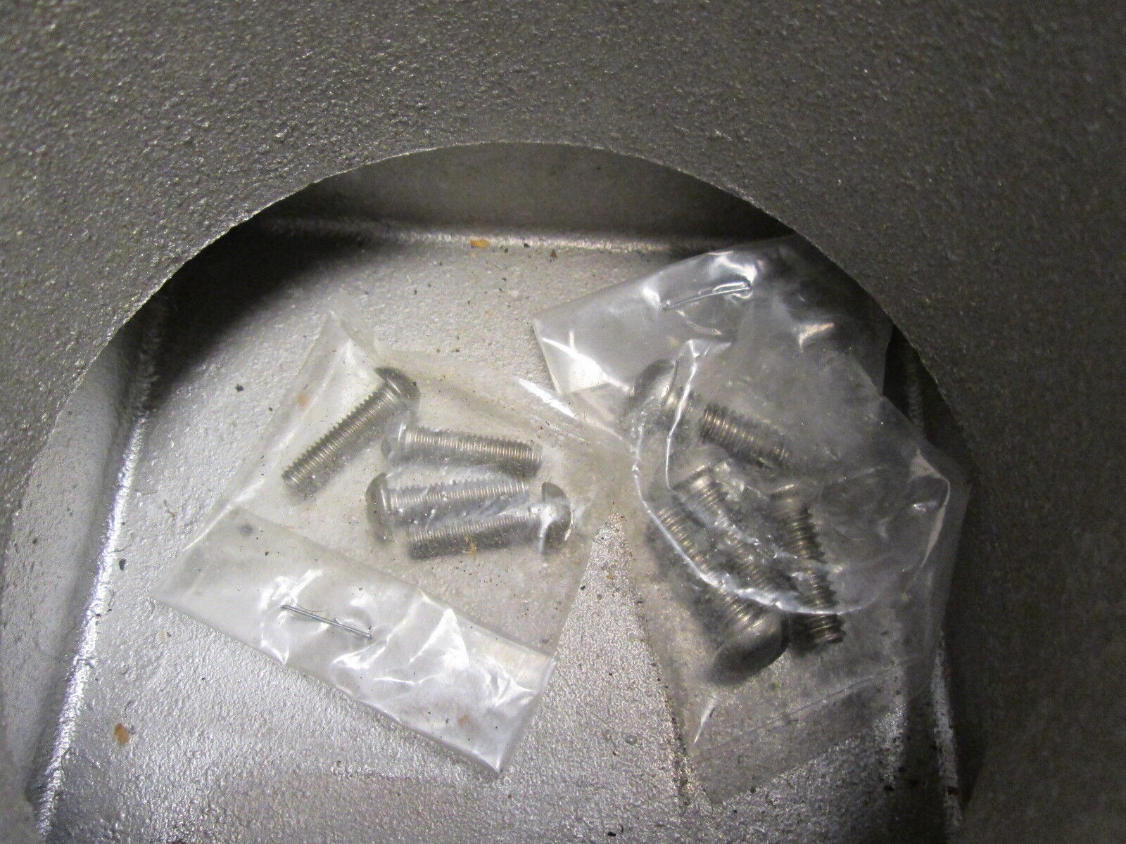 Meltric Receptacle w/ Base 37-90163-S 100A 600V New Surplus