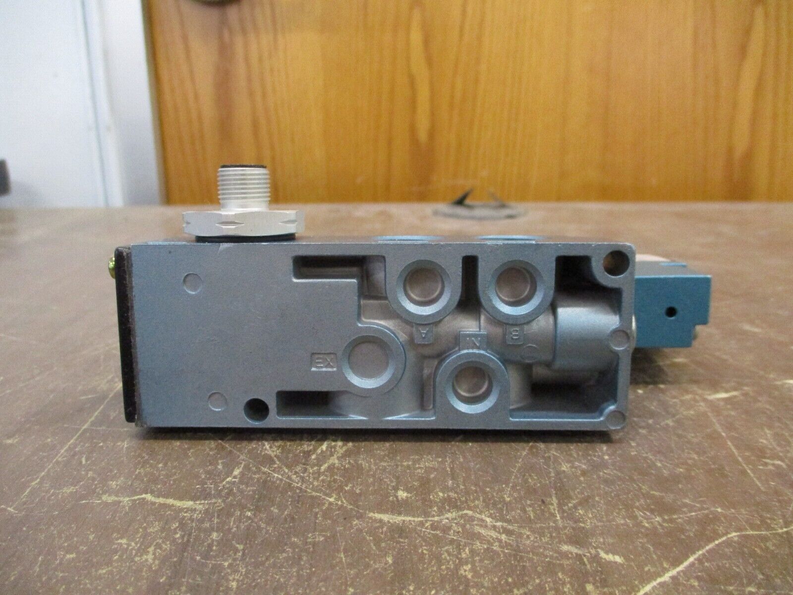 MAC Solenoid Valve 92B-BAF-CAA-DM-DDAP-1DM 20-120PSI *Damaged Box* New Surplus