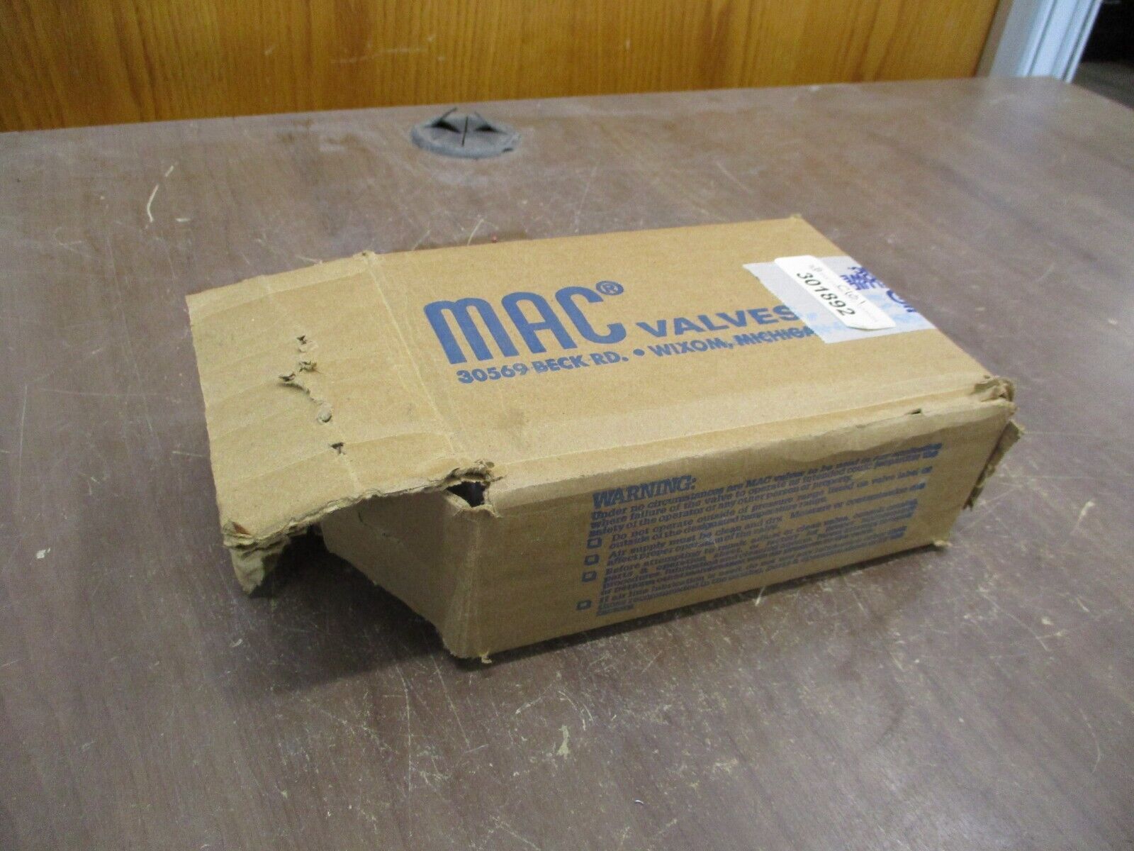 MAC Solenoid Valve 92B-BAF-CAA-DM-DDAP-1DM 20-120PSI *Damaged Box* New Surplus