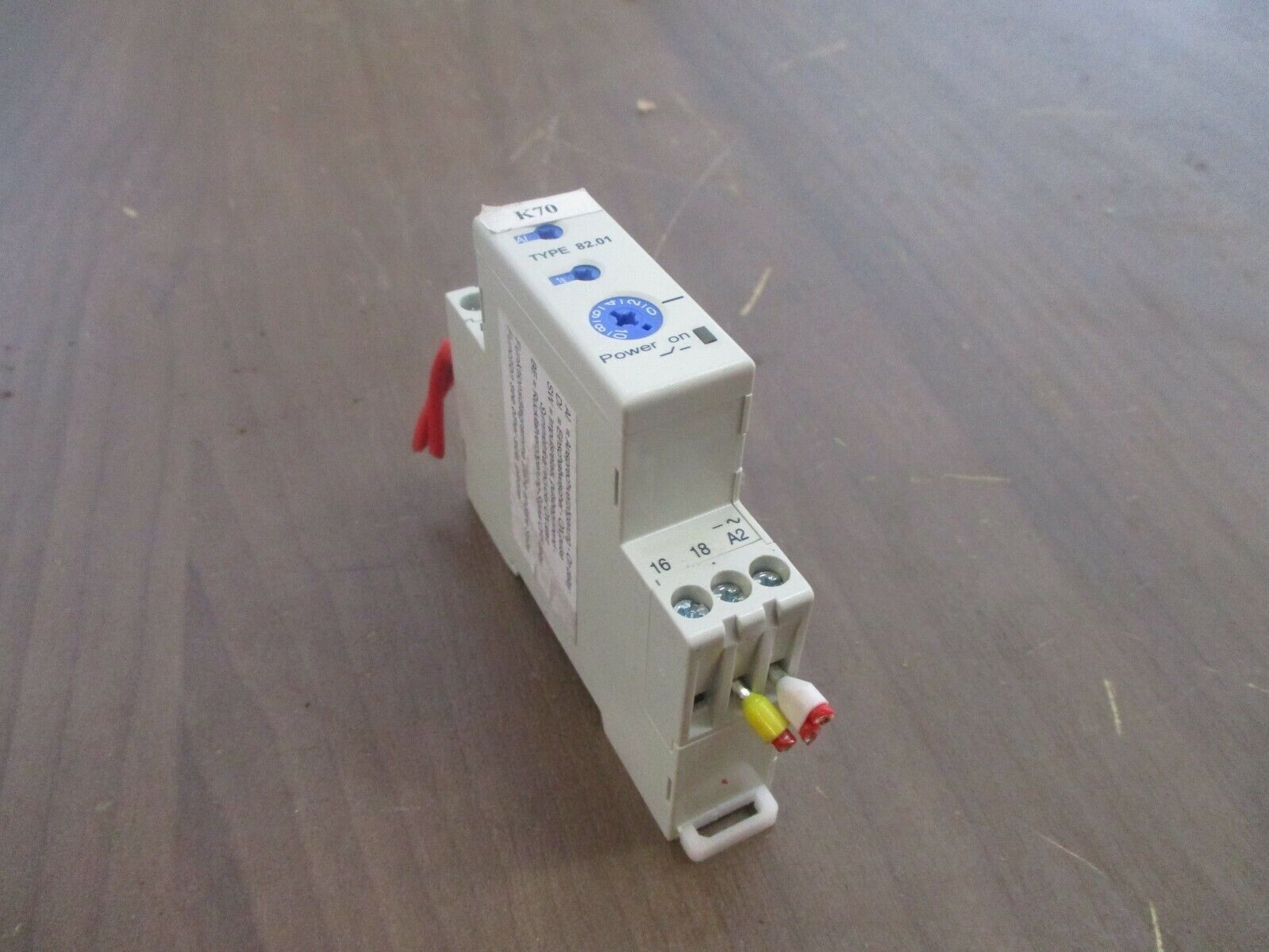 Finder Time Delay Relay 8201 0240 0000 Time: 0.05s-10h Used