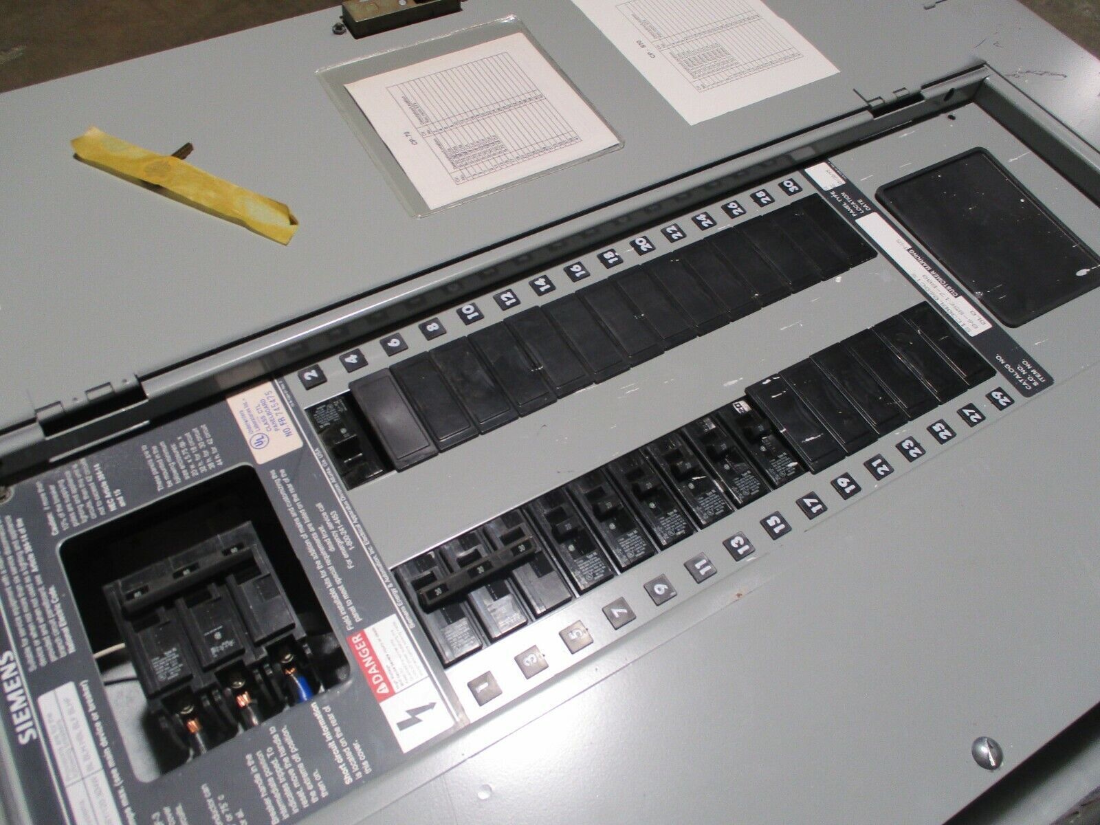 Siemens S1 Main Breaker Panel S1C30BL060CTS, 60A 3P Main 3Ph 4W 30 Circuit Used