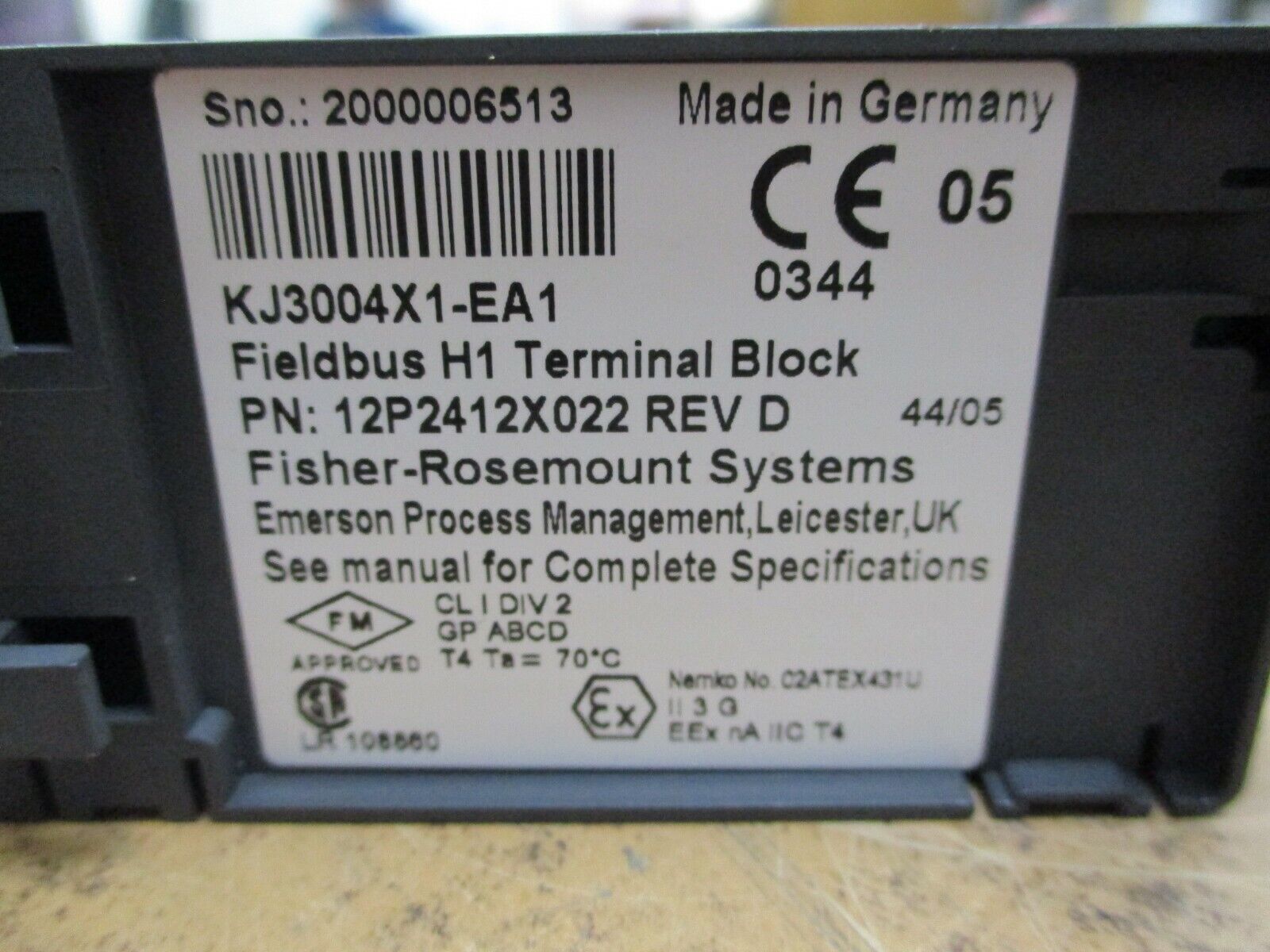 Emerson KJ3004X1-EA1 Fieldbus H1 Terminal Block 12P2412X022 Rev. D Used