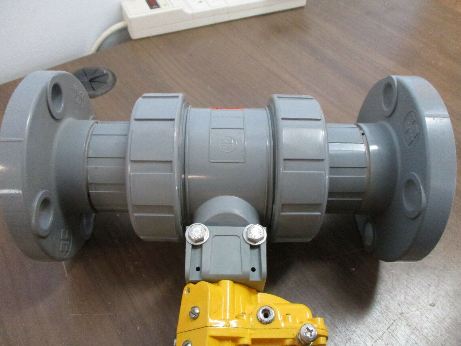 Hayward/Kinetrol Spring Return True Union Ball Valve Model 050 2" CPVC Used