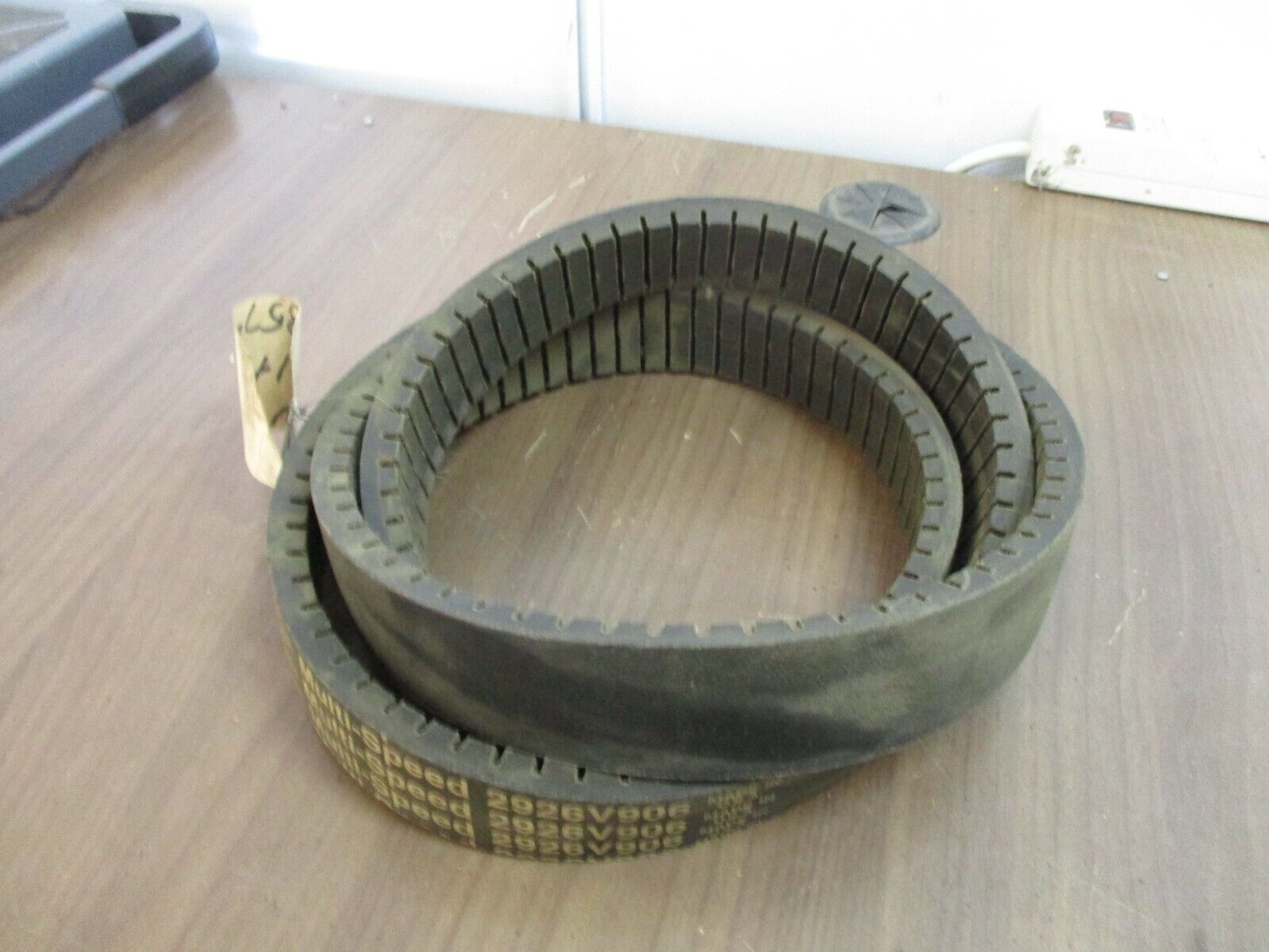 Gates Multi-Speed Belt 2926V906 Used