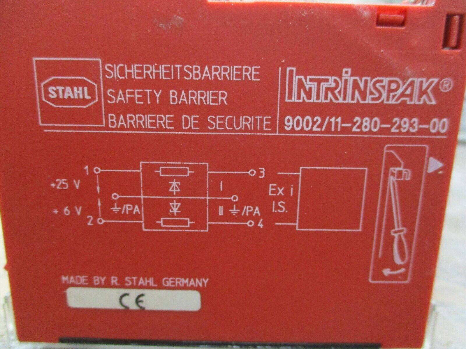 Stahl Intrinspak Safety Barrier 9002/11-280-293-00 25V / 6V Used