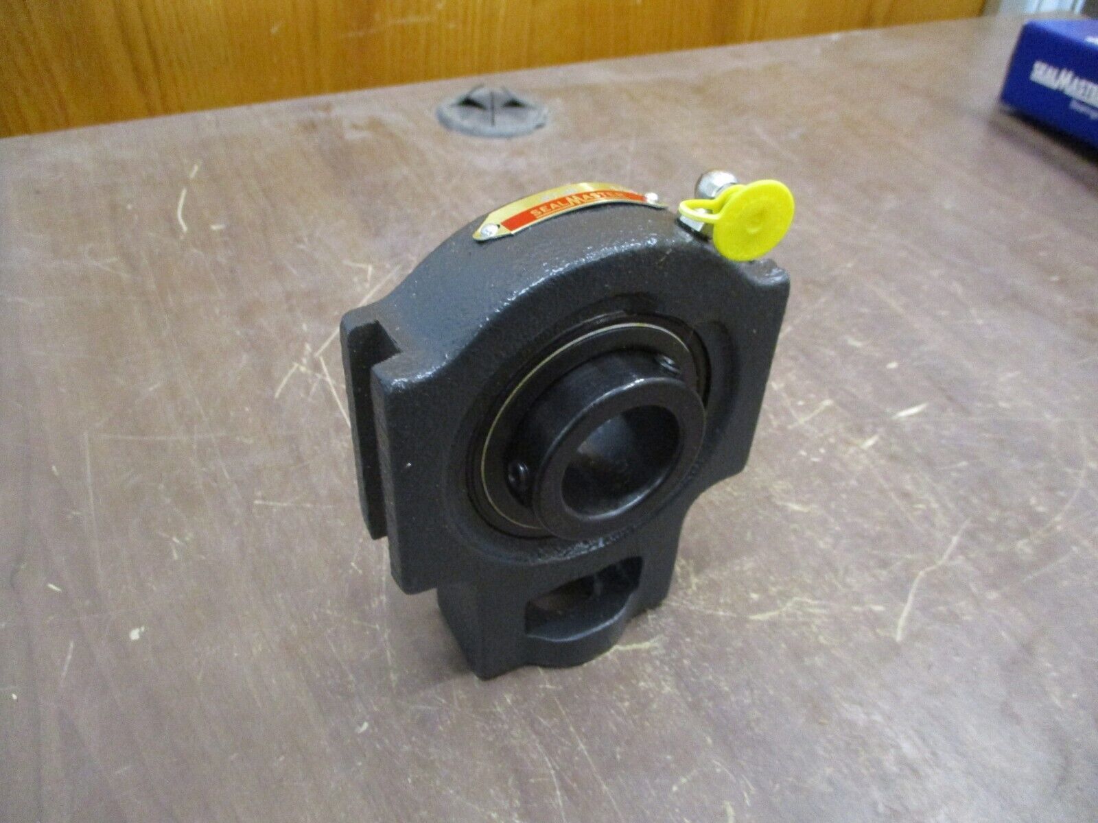 SealMaster Gold Line Take-Up Bearing ST-20 1-1/4" New Surplus