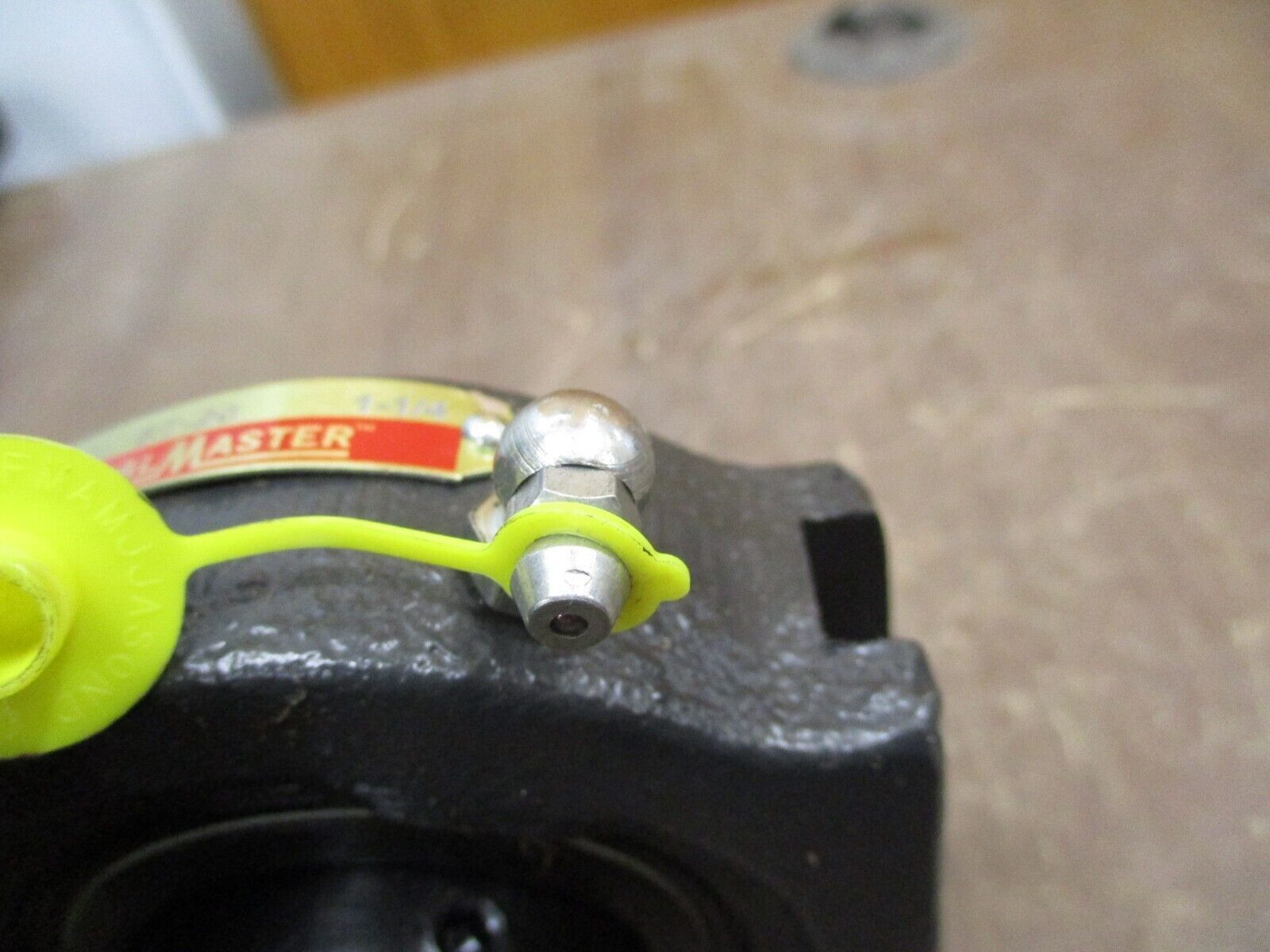 SealMaster Gold Line Take-Up Bearing ST-20 1-1/4" New Surplus