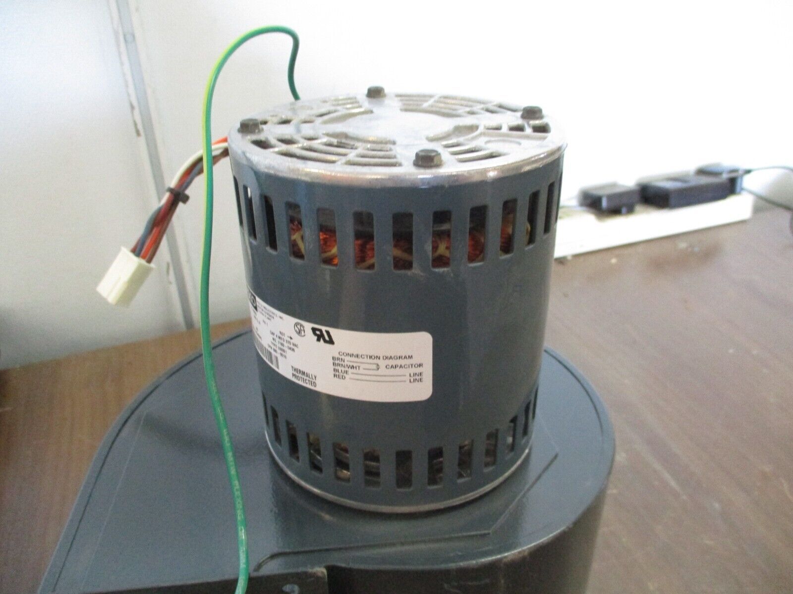 MOOG Centrifugal Blower TCP134-005 115V 3A 1/4HP 3300RPM 1Ph Used