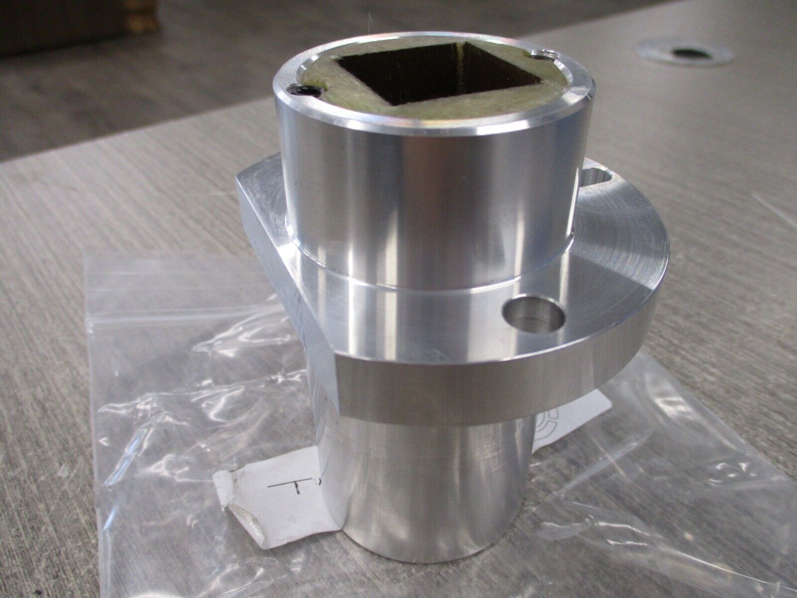 Misc. Brand Slide Bearing Housing 850487 1" Square Bore New Surplus