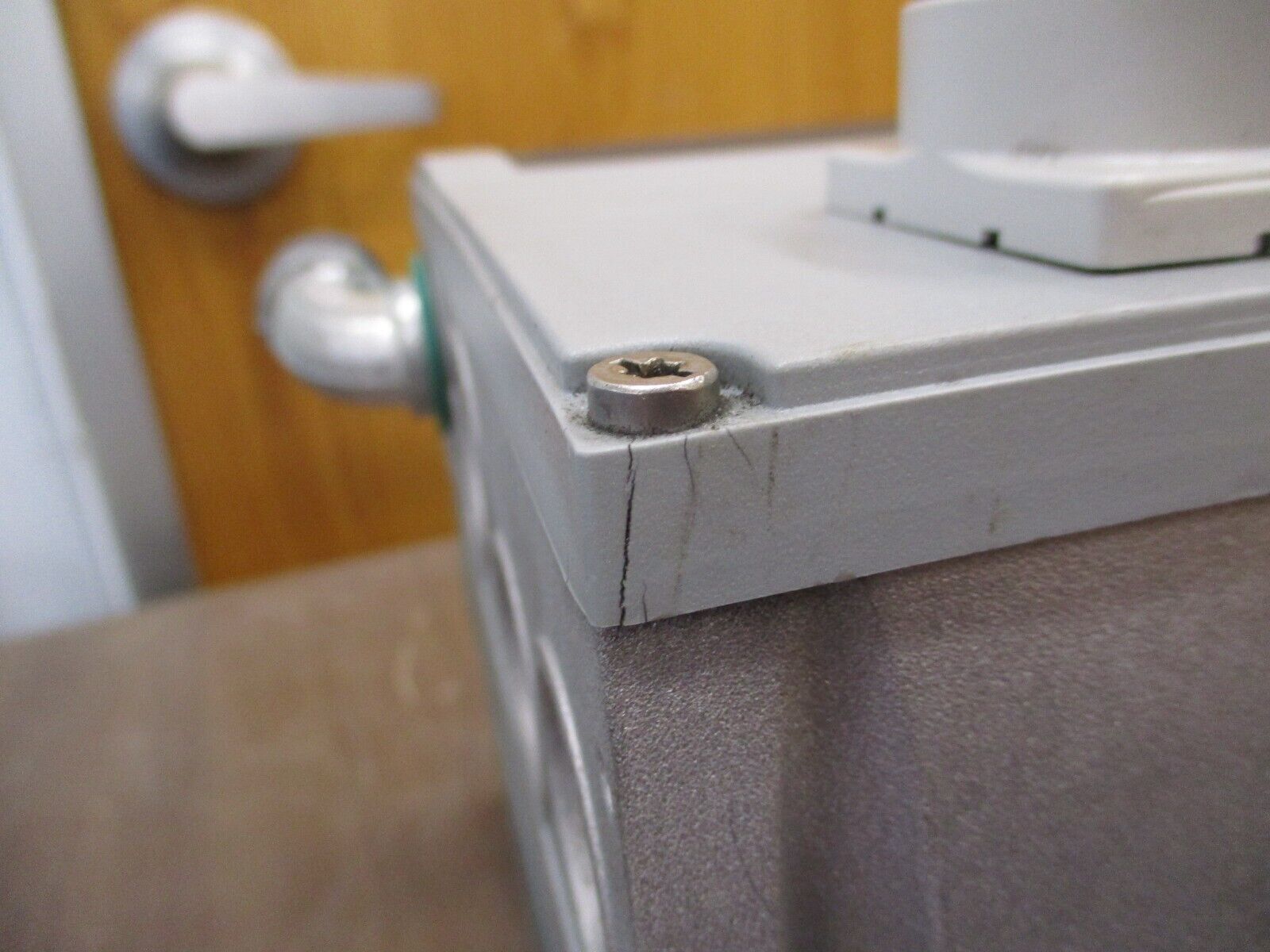 Danfoss VLT AC Drive 131Z0832 3HP 3Ph Output: 3x0-Vin 0-590Hz 4.8A w/ Keypad