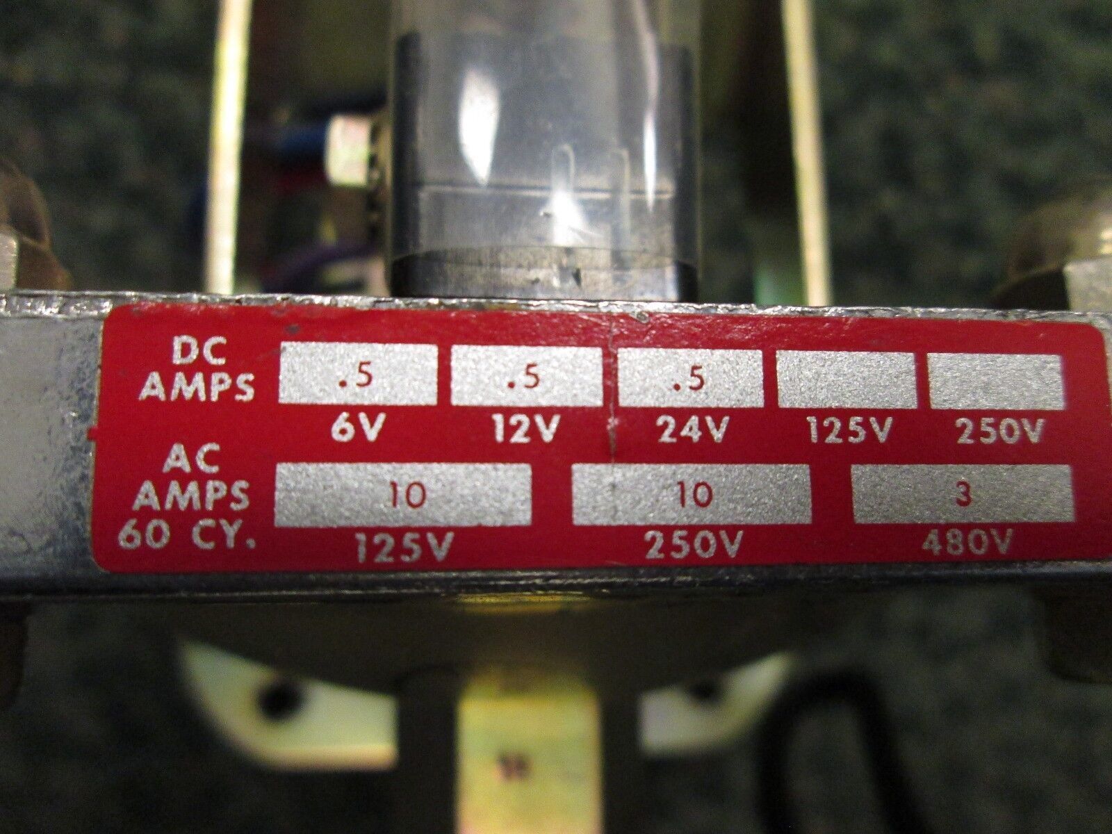 Delaval-Barksdale Pressure Switch D1S-H18 .4-18 PSI Used